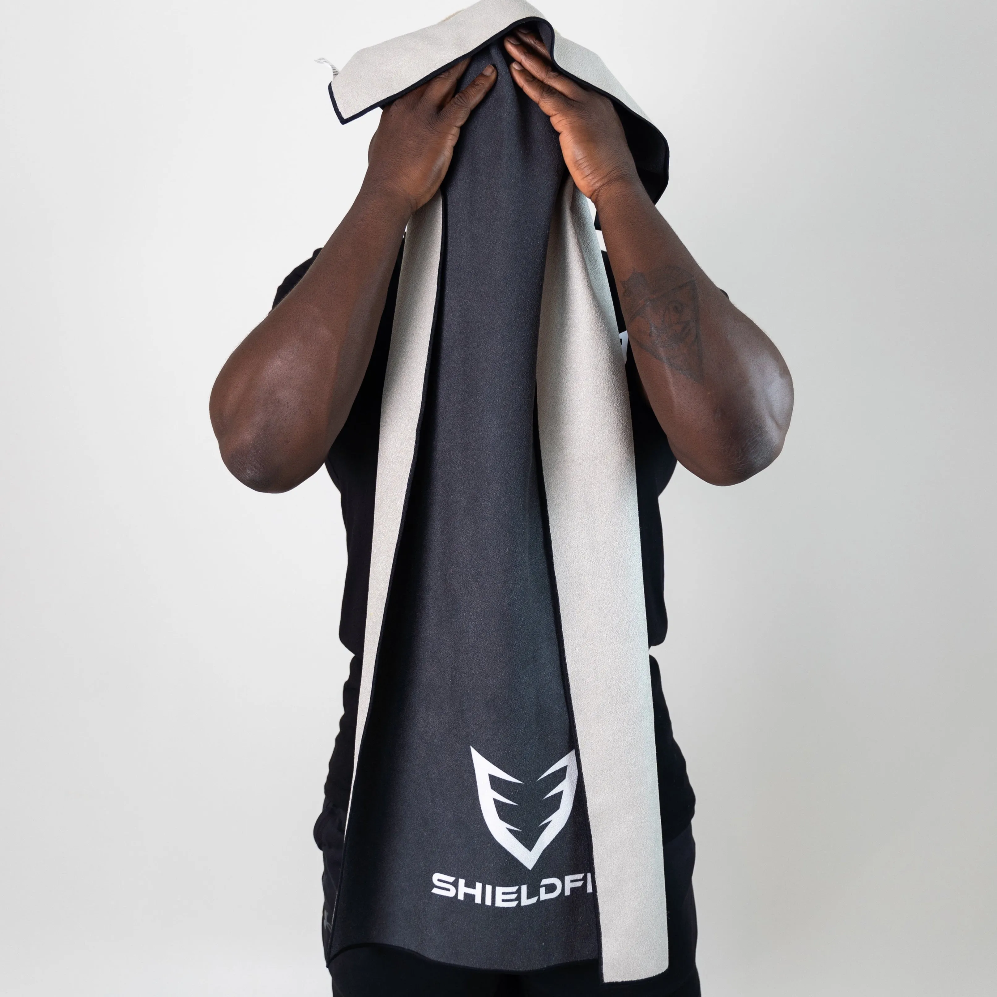 Antibacterial Gym Towel: Urban Black